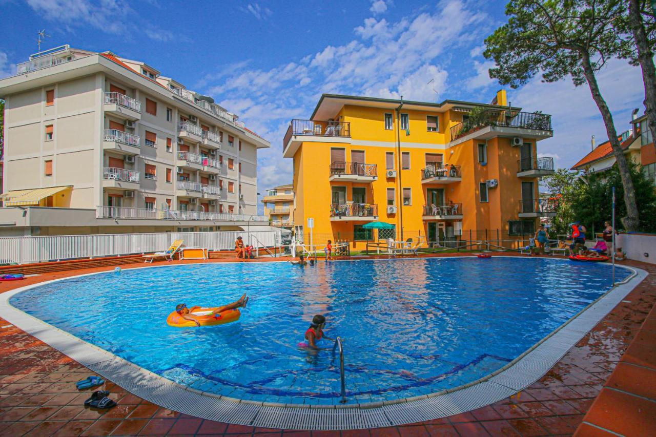 Residences La Rustica & Elite Eraclea Mare Εξωτερικό φωτογραφία